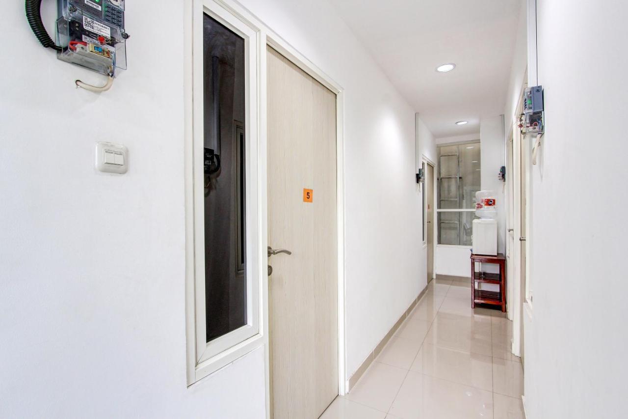 Oyo 92479 Pasadena House Hotel Krapyak Buitenkant foto